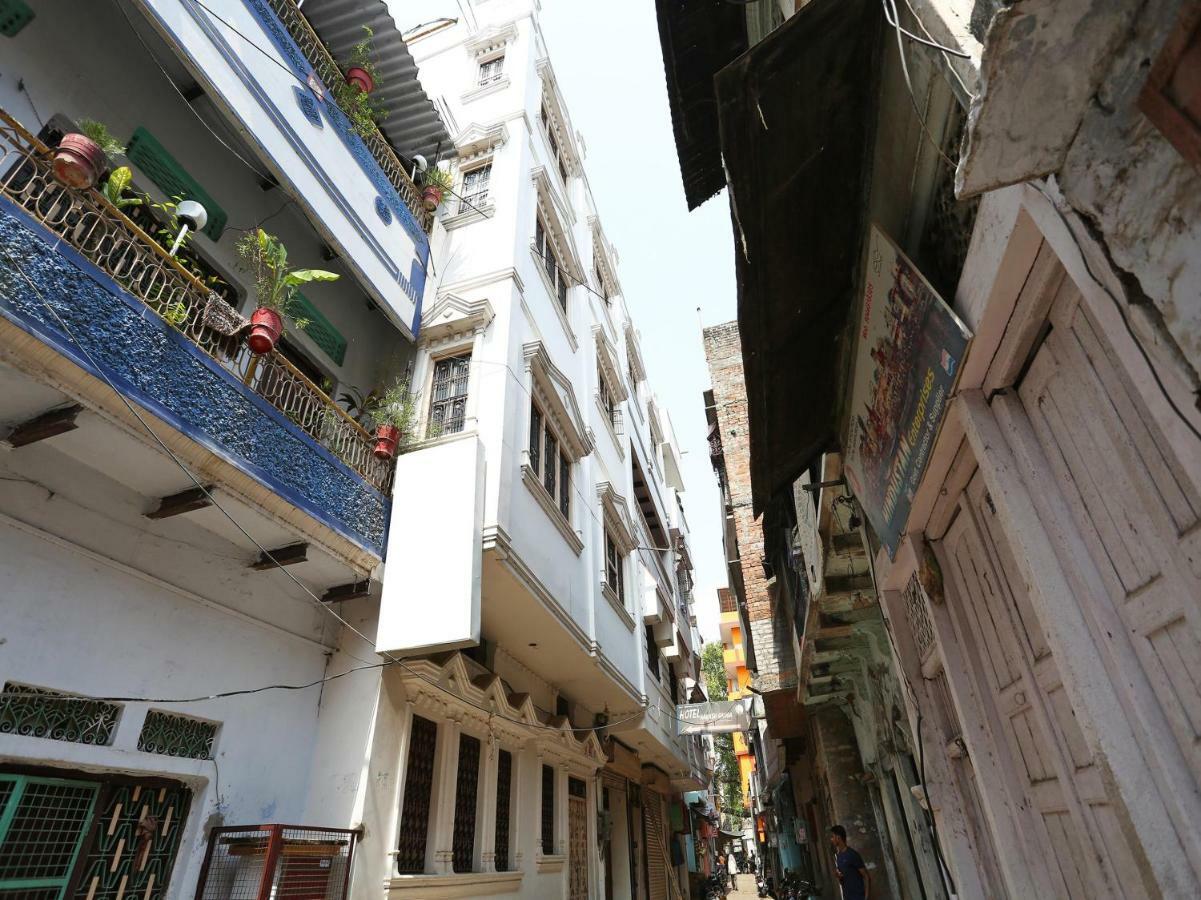 Spot On 45585 Hotel Aakash Ganga バラナシ エクステリア 写真