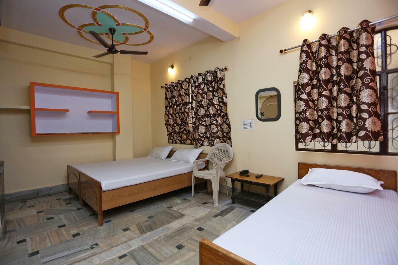 Spot On 45585 Hotel Aakash Ganga バラナシ エクステリア 写真