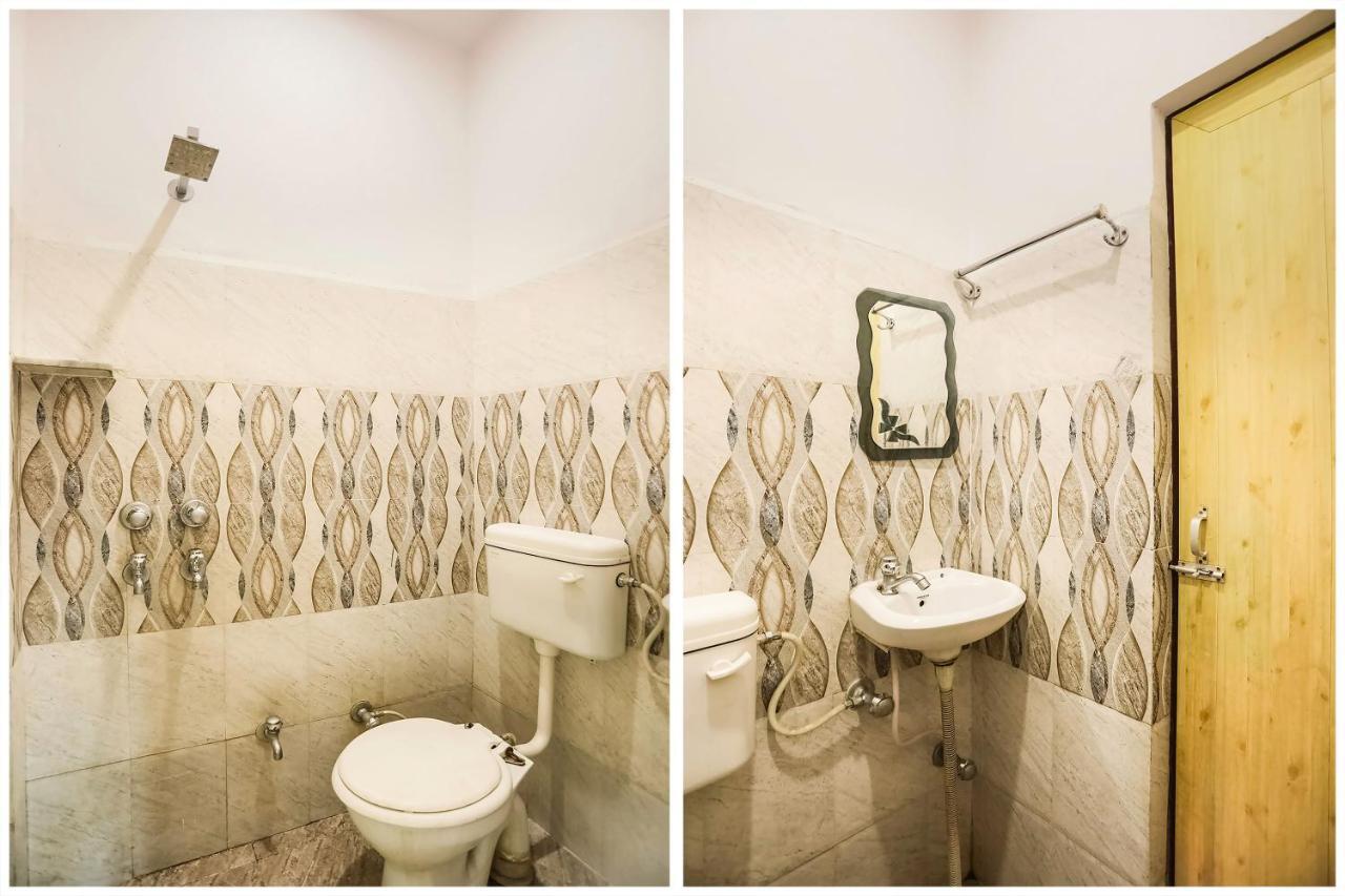 Spot On 45585 Hotel Aakash Ganga バラナシ エクステリア 写真